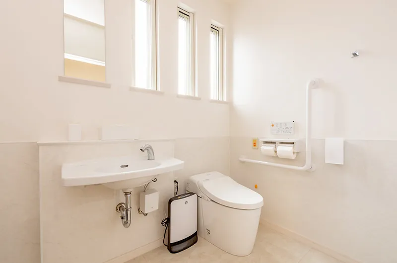専用トイレ付きの個室を完備